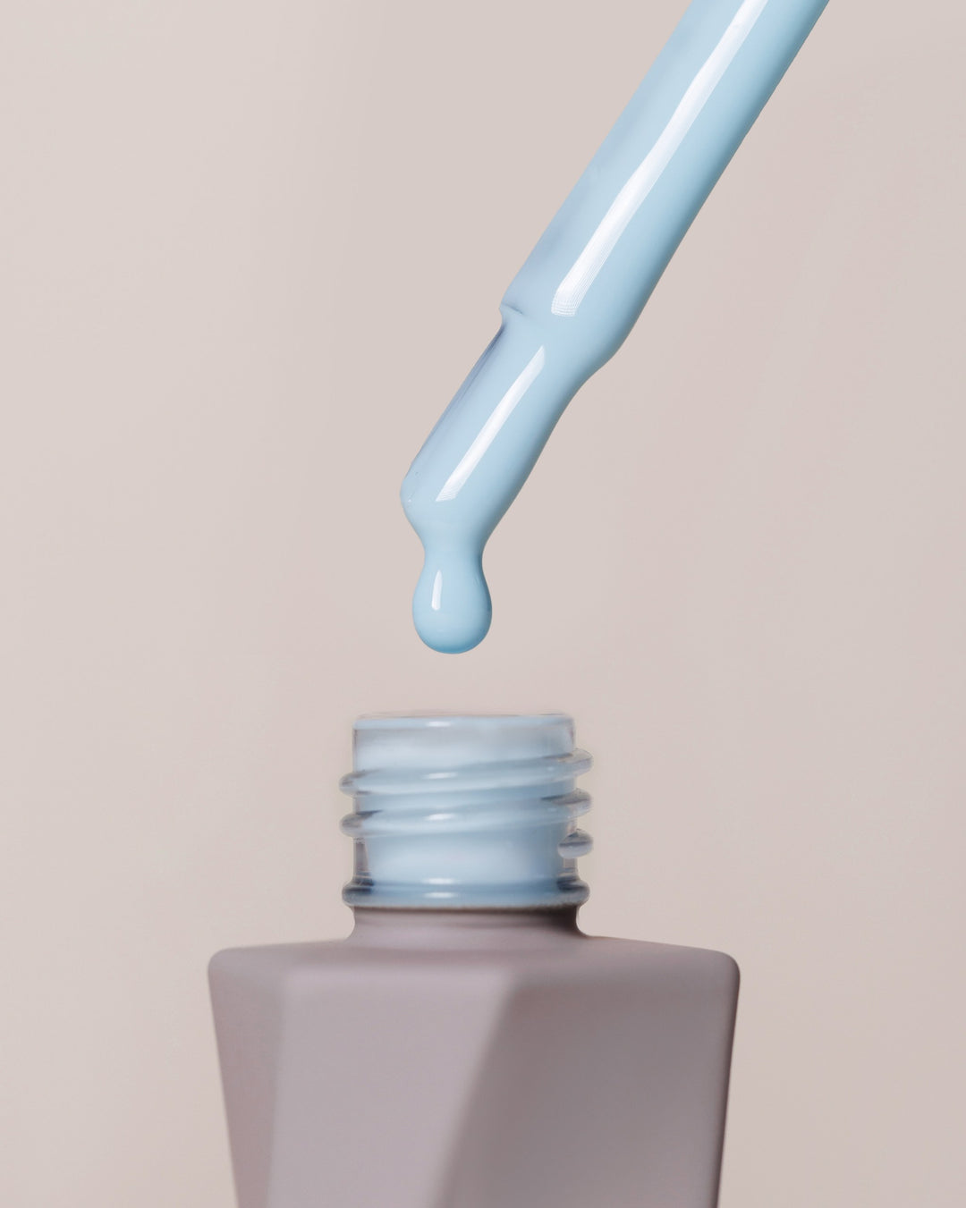 Rubber Cover Base Blue Mist – Essence – Rubber Base 10ml